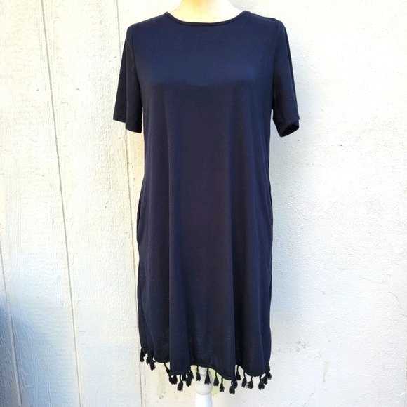 shein tassel bottom black tshirt dress with pockets size med. - Picture 1 of 4